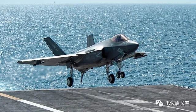 卡尔文森号上的F-35C