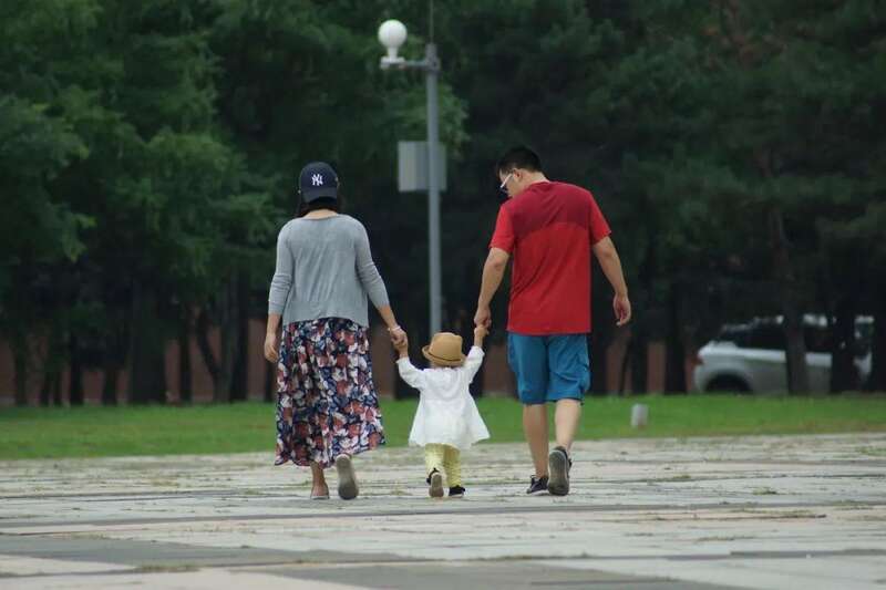 婚姻跟生育紧密相连